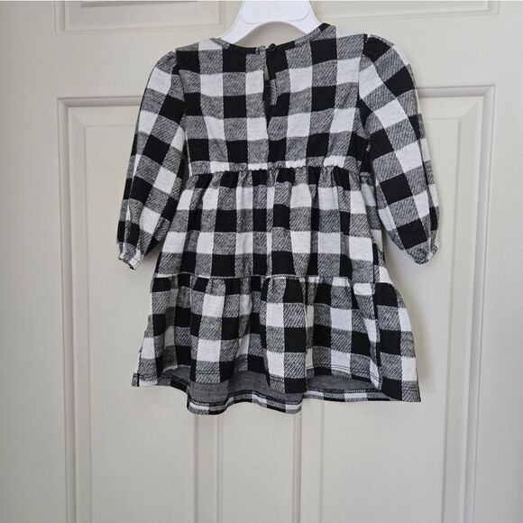 3/$20 Old Navy dress size 18-24 m - Picture 4 of 4